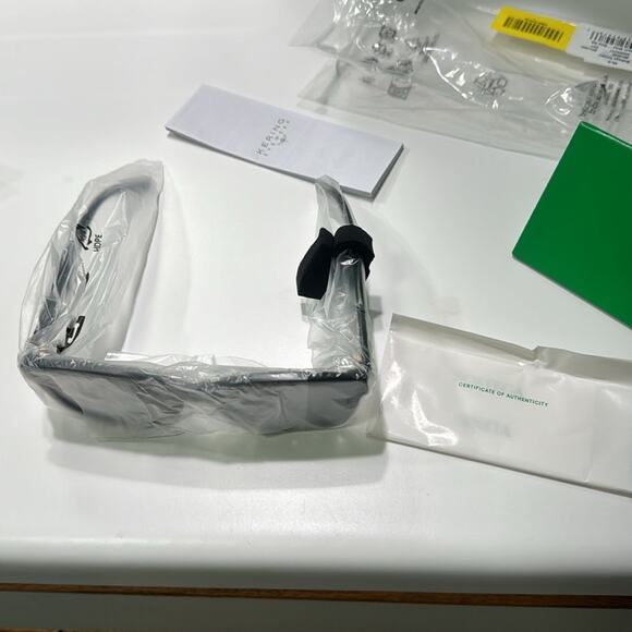 Bottega Veneta 54mm Round Oval Sunglasses black - Picture 8 of 12